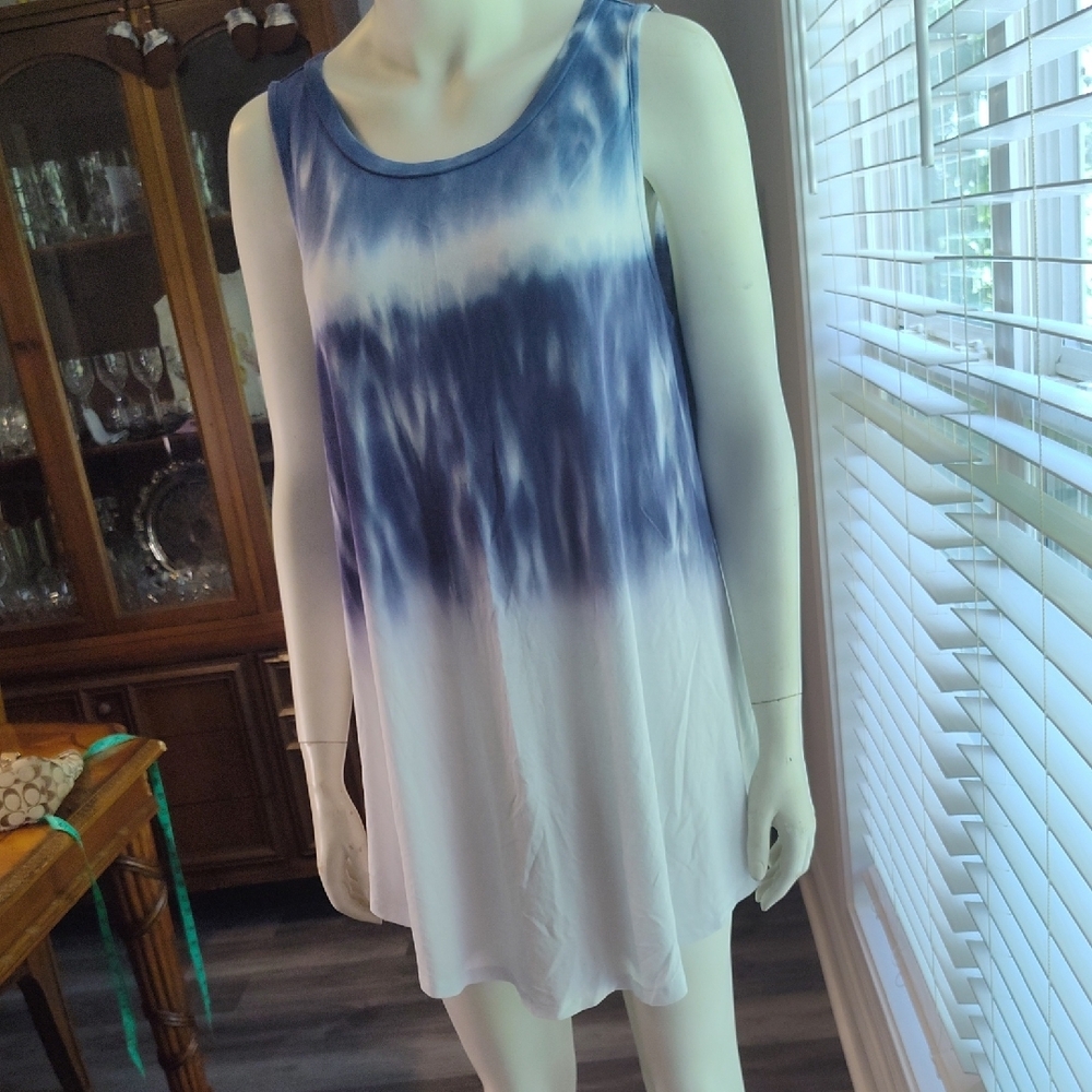 Lane Bryant Blue and White Sleeveless Relaxed Tank Top - Picture 2 of 10